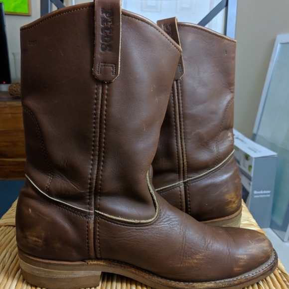 Red Wing Shoes Other - 💲⬇️REDUCED⬇️💲Vintage Red Wing Shoes